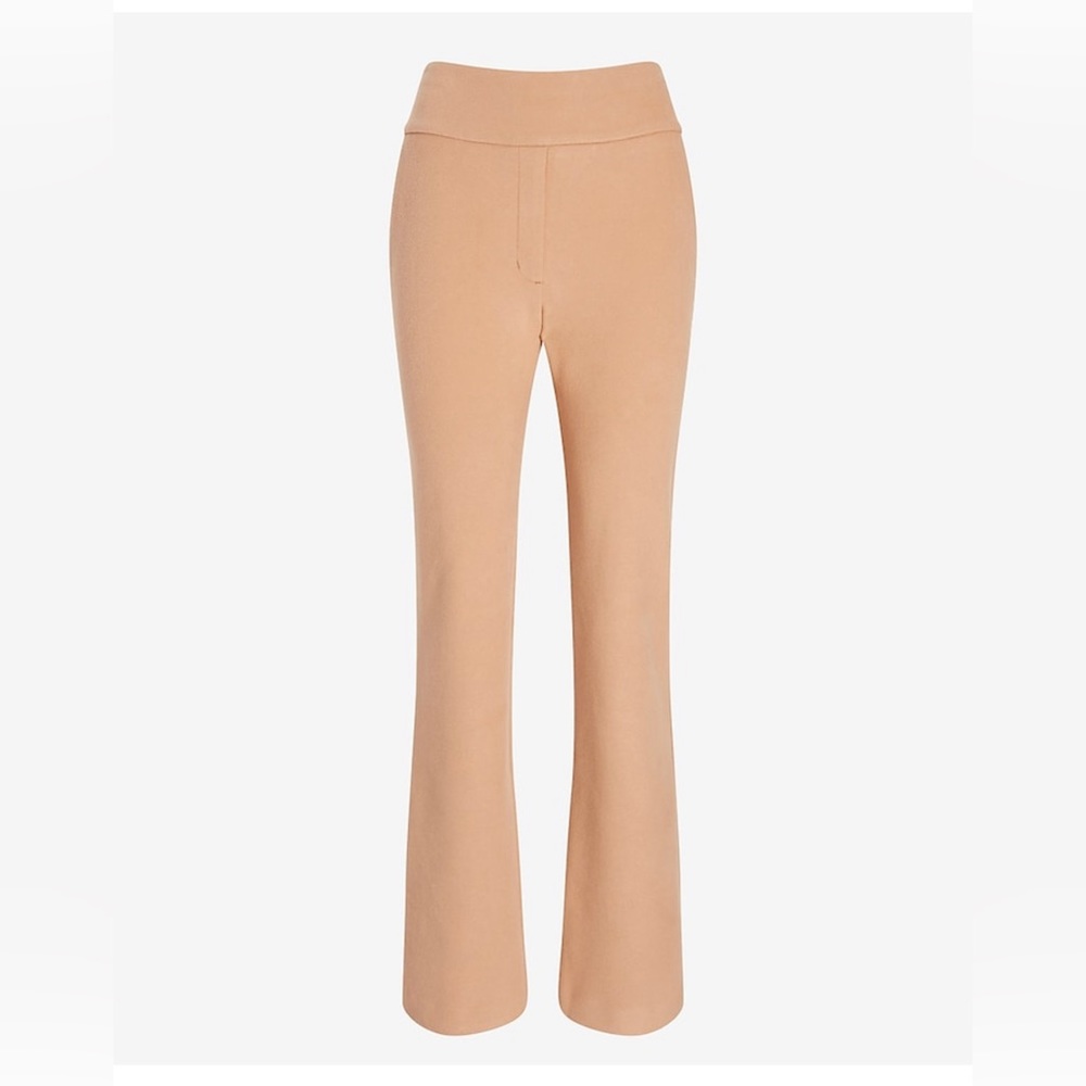 High Waisted Brushed Knit Pull-On
Bootcut Pant